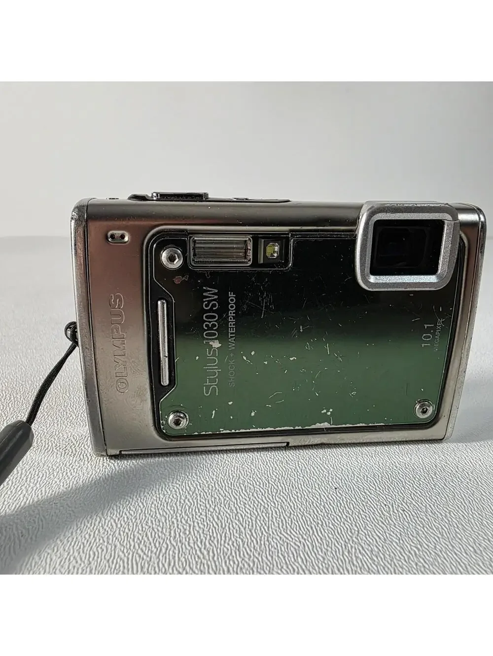 Olympus Stylus 1030SW 10.1MP Digital Camera - Green w/ Battery